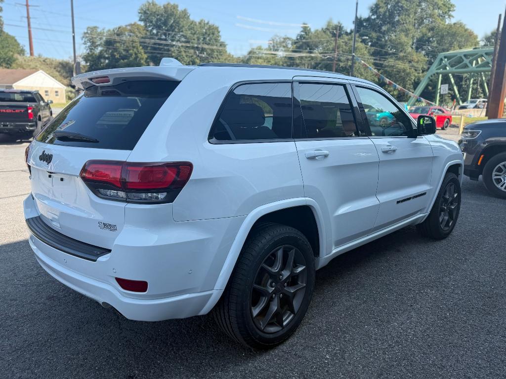 used 2021 Jeep Grand Cherokee car, priced at $29,199