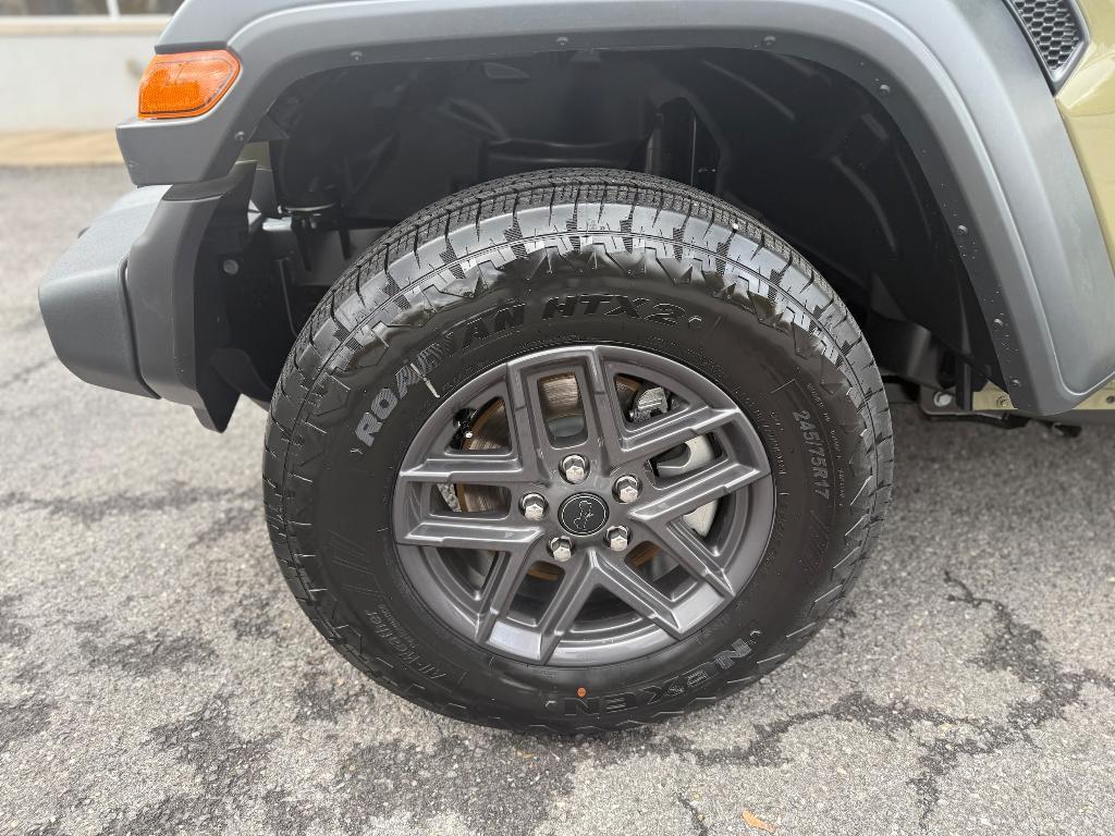 new 2026 Jeep Wrangler car, priced at $45,819