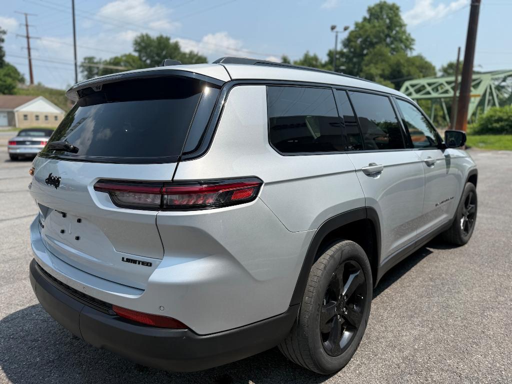 used 2022 Jeep Grand Cherokee L car, priced at $33,863