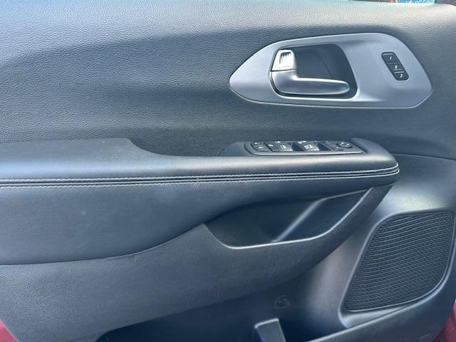 used 2022 Chrysler Pacifica car, priced at $36,559