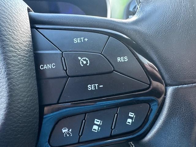 used 2022 Chrysler Pacifica car, priced at $36,559