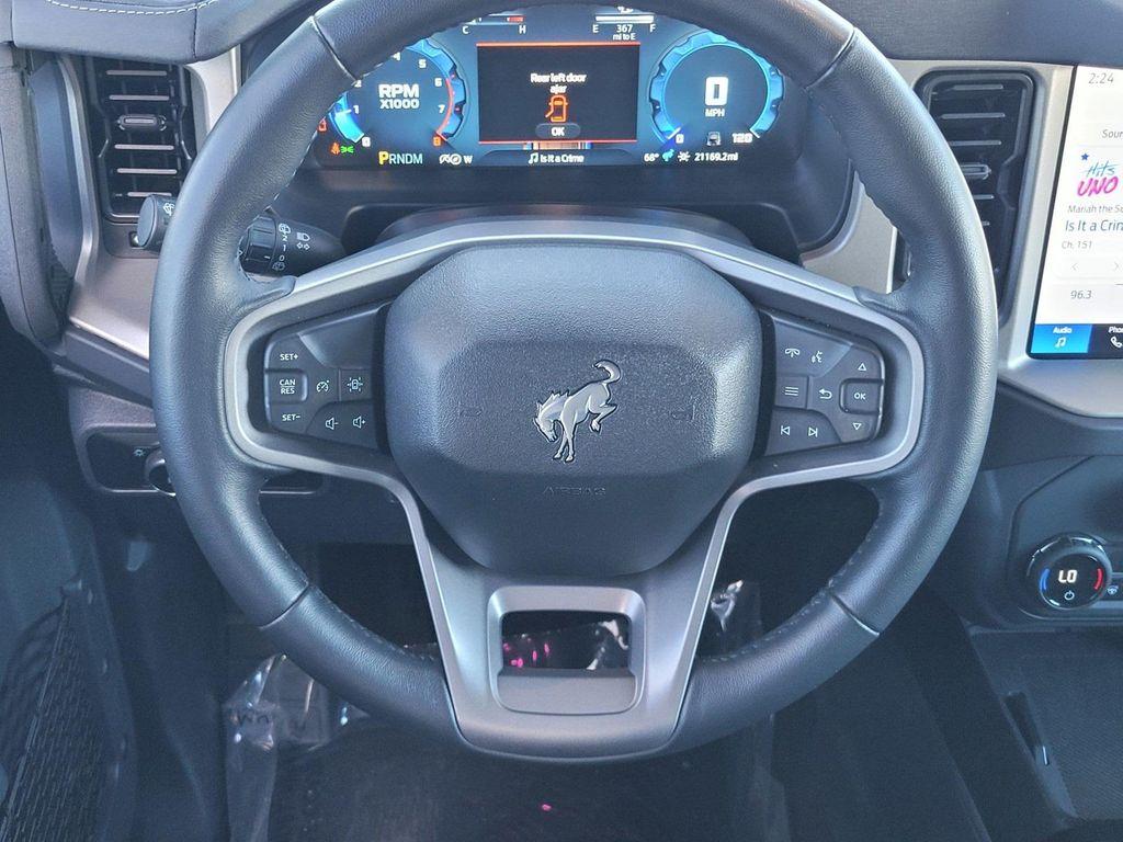 used 2025 Ford Bronco car, priced at $41,999