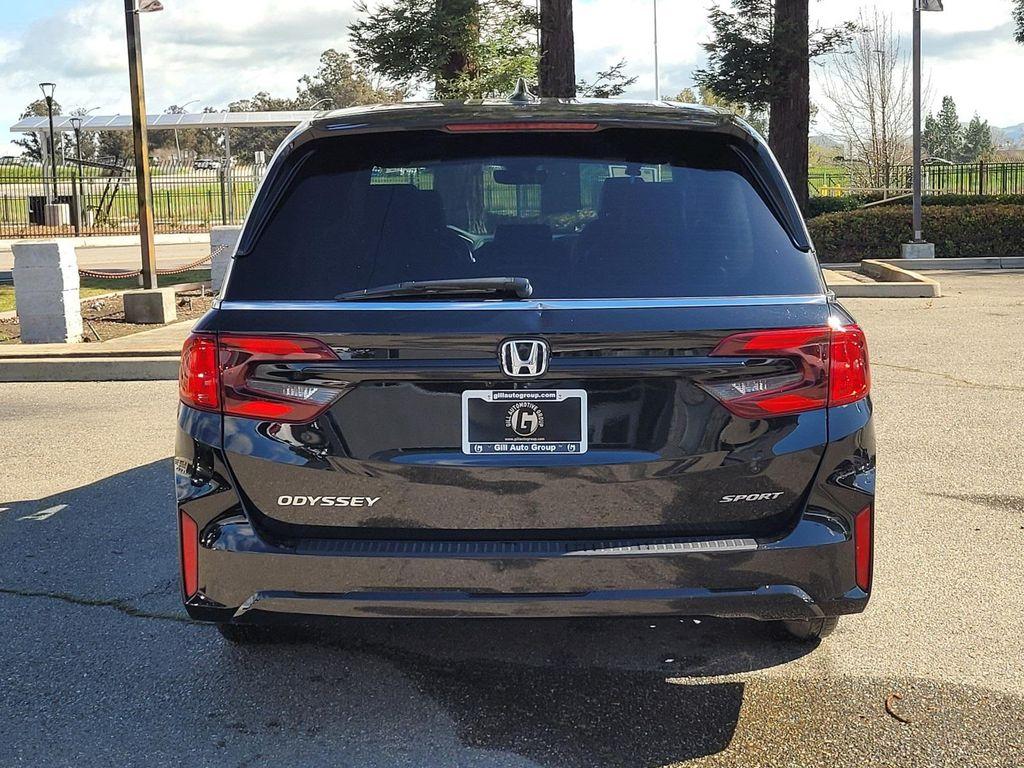 used 2025 Honda Odyssey car, priced at $38,888