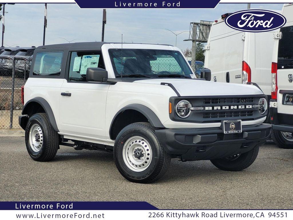 new 2025 Ford Bronco car, priced at $41,099