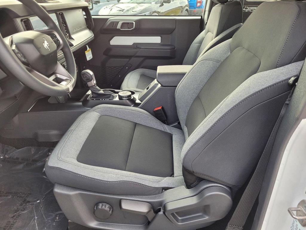 new 2025 Ford Bronco car, priced at $41,099