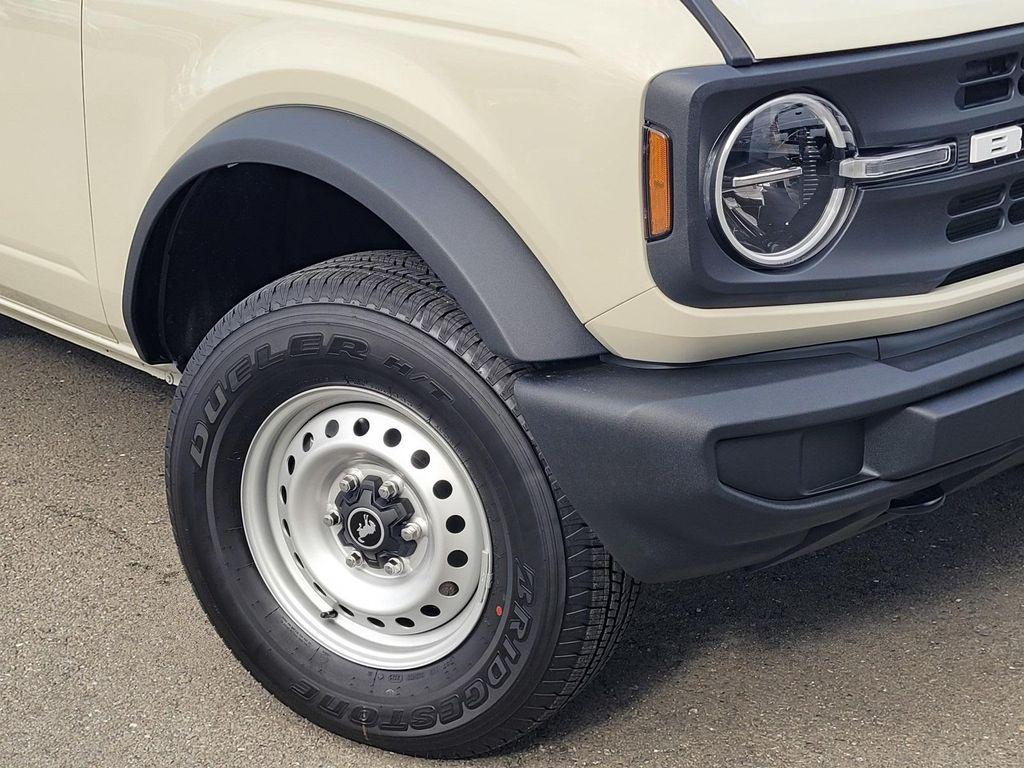 new 2025 Ford Bronco car, priced at $42,300
