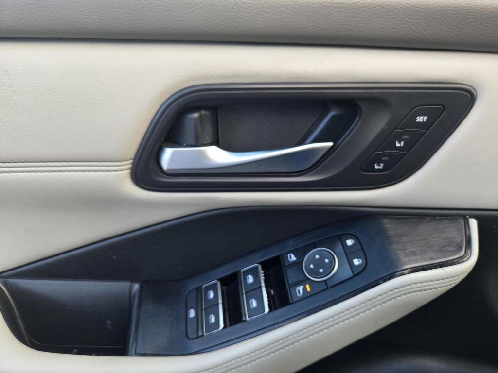 used 2022 Nissan Rogue car, priced at $17,999