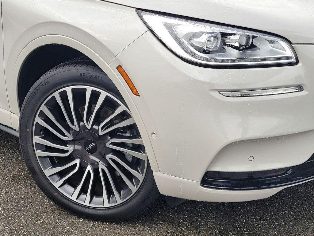 used 2022 Lincoln Corsair car, priced at $28,400