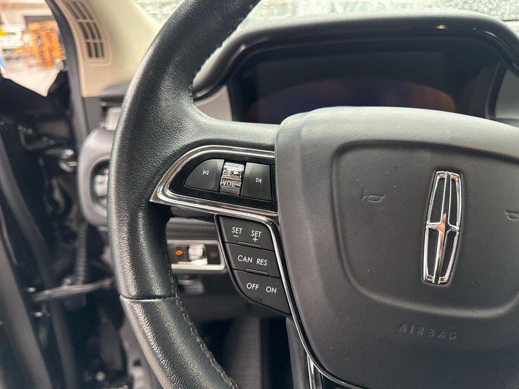 used 2023 Lincoln Nautilus car, priced at $32,950