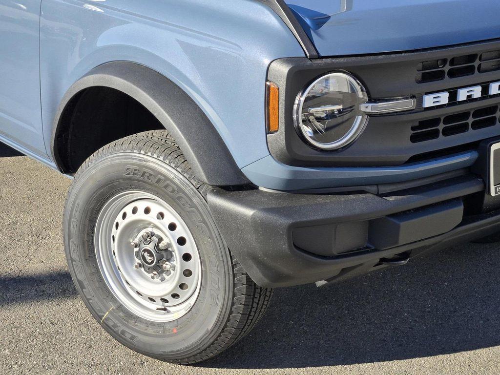 new 2025 Ford Bronco car, priced at $42,800