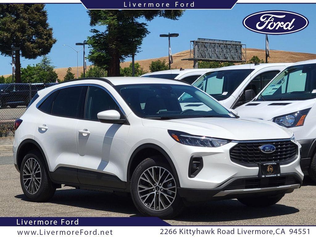 new 2024 Ford Escape PHEV car, priced at $29,999