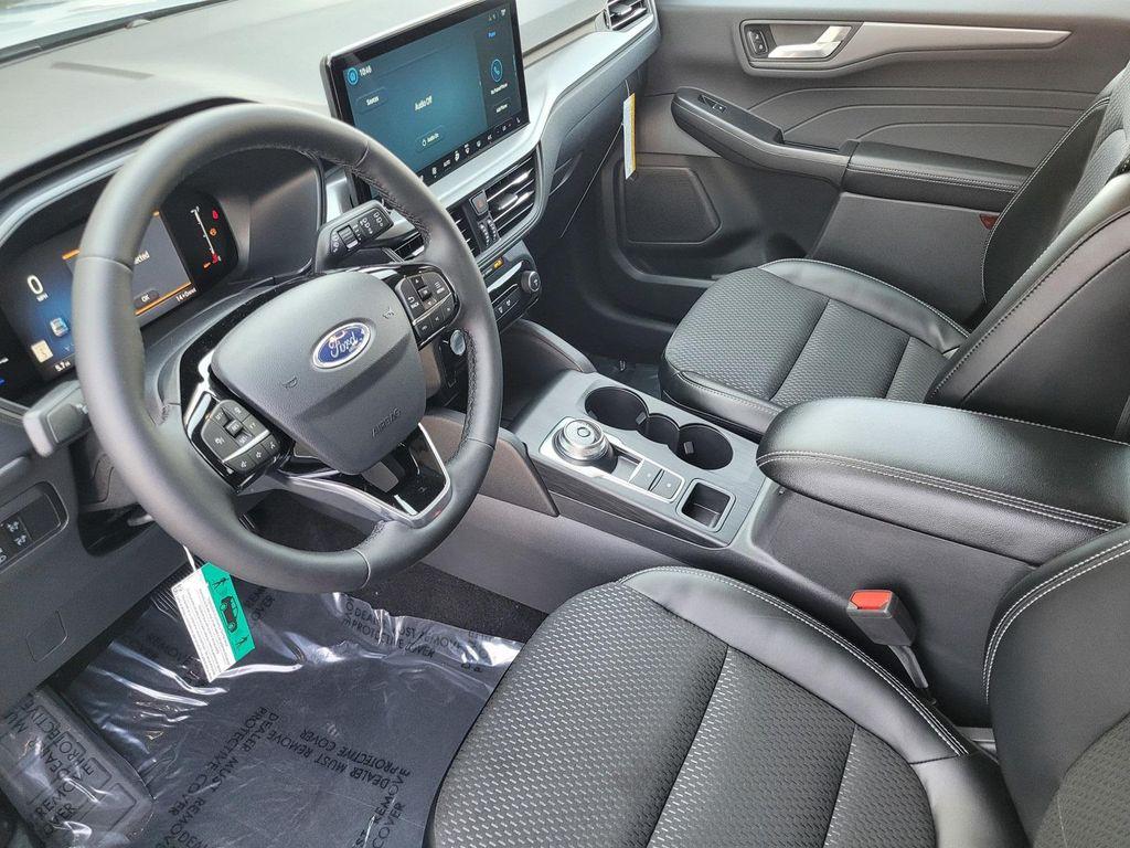 new 2025 Ford Escape PHEV car, priced at $29,777