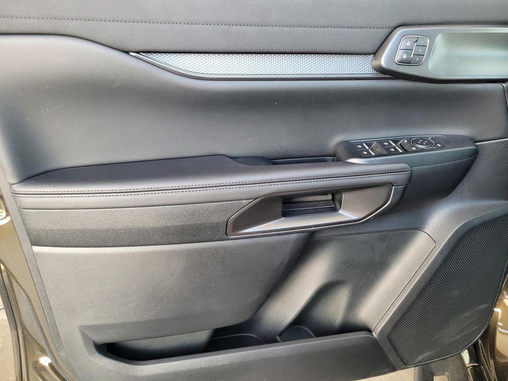 new 2025 Ford Ranger car