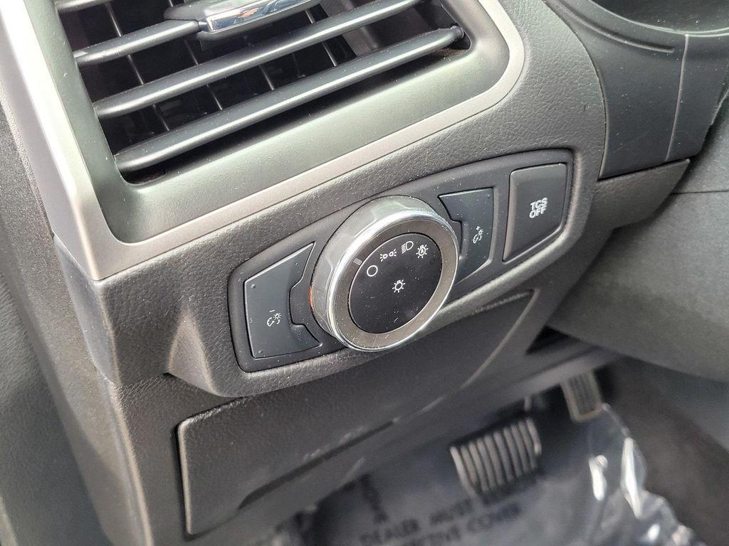 used 2023 Ford Edge car, priced at $16,888