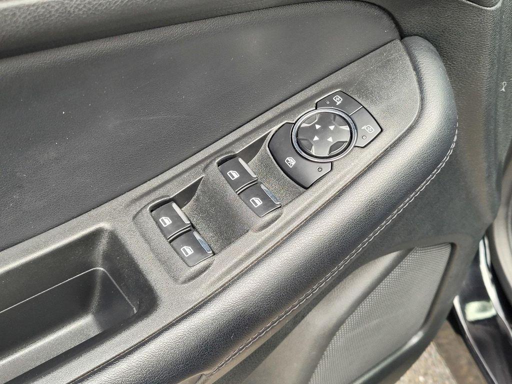 used 2023 Ford Edge car, priced at $16,888