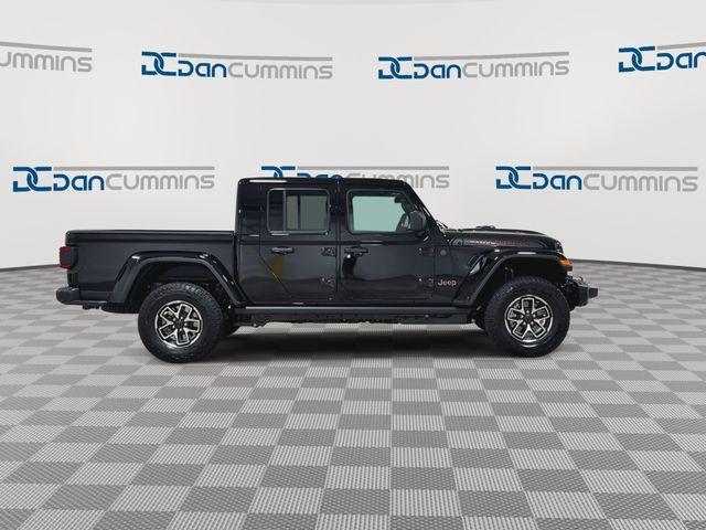 new 2026 Jeep Gladiator car, priced at $59,407