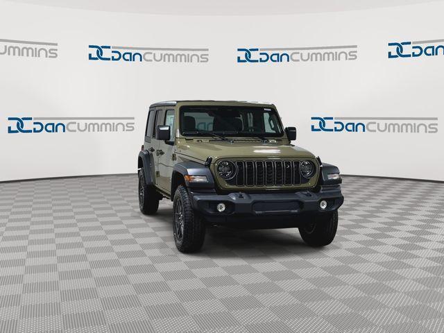 new 2026 Jeep Wrangler car, priced at $41,287