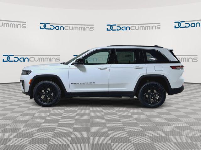 new 2026 Jeep Grand Cherokee car, priced at $42,137