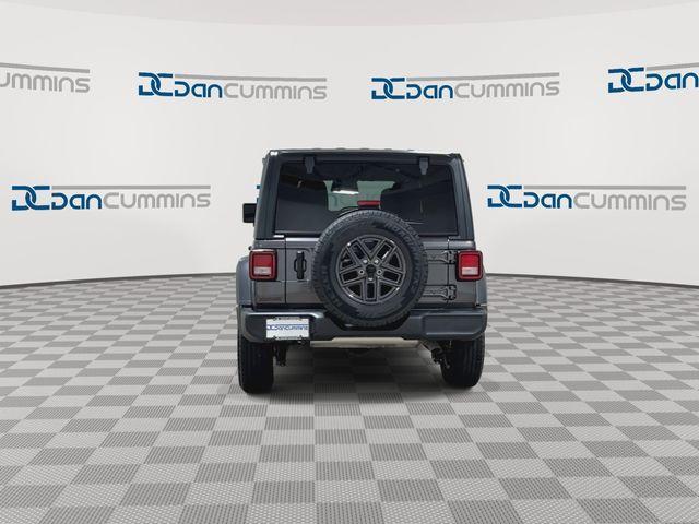 new 2026 Jeep Wrangler car, priced at $45,557