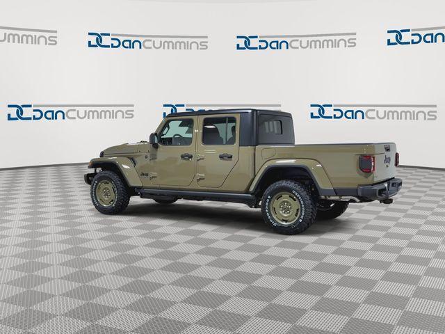 new 2026 Jeep Gladiator car, priced at $45,437