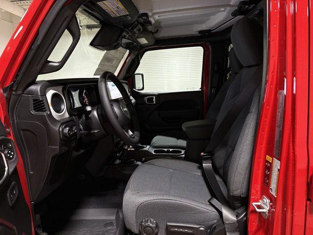new 2026 Jeep Wrangler car, priced at $43,257