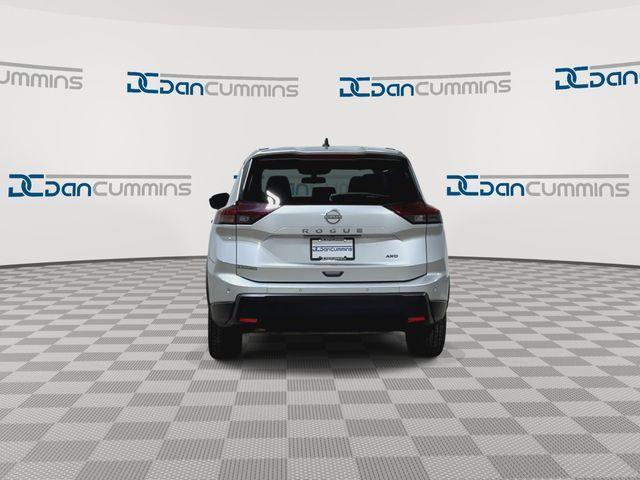 used 2024 Nissan Rogue car, priced at $20,086