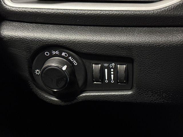 new 2027 Chrysler Pacifica car, priced at $47,949