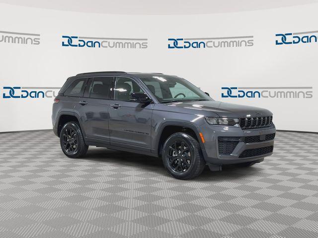 new 2026 Jeep Grand Cherokee car, priced at $42,157
