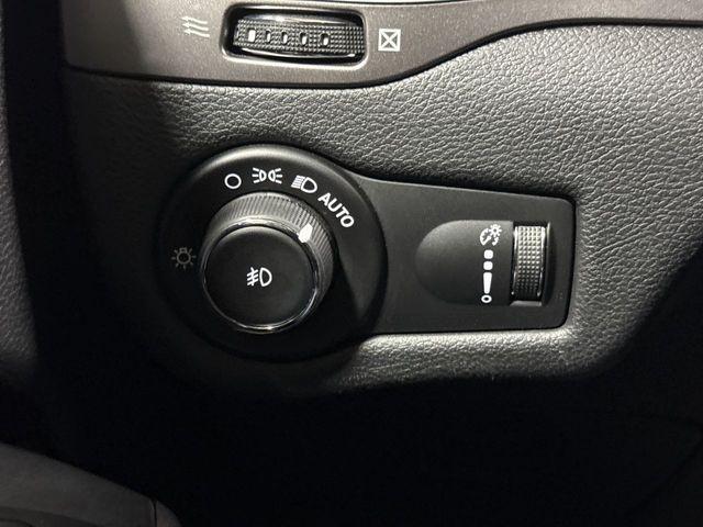 used 2019 Jeep Cherokee car, priced at $17,286