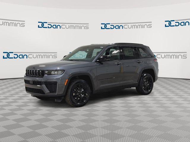 new 2026 Jeep Grand Cherokee car, priced at $40,647