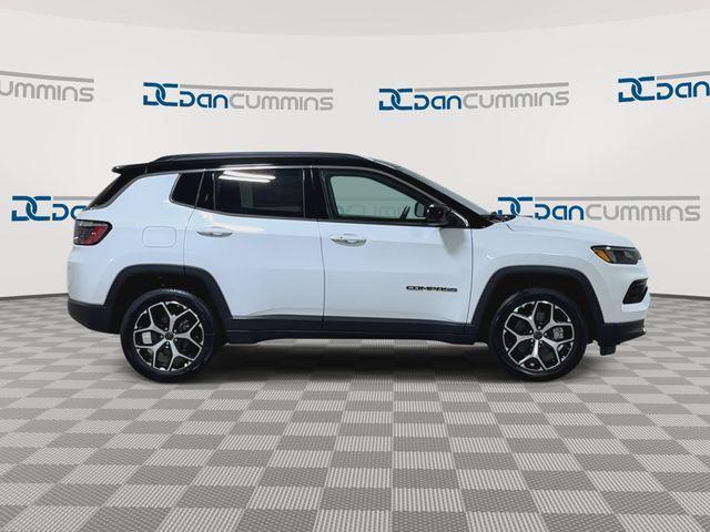 new 2026 Jeep Compass car, priced at $31,217