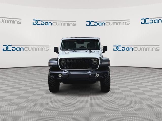 new 2026 Jeep Wrangler car, priced at $45,277