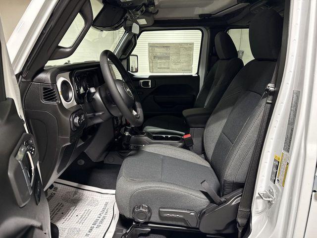 new 2026 Jeep Wrangler car, priced at $45,277