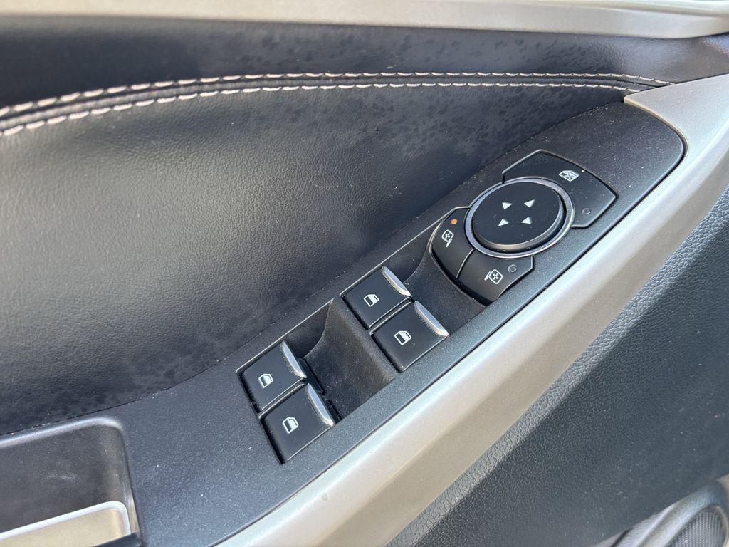 used 2023 Ford Explorer car, priced at $20,584