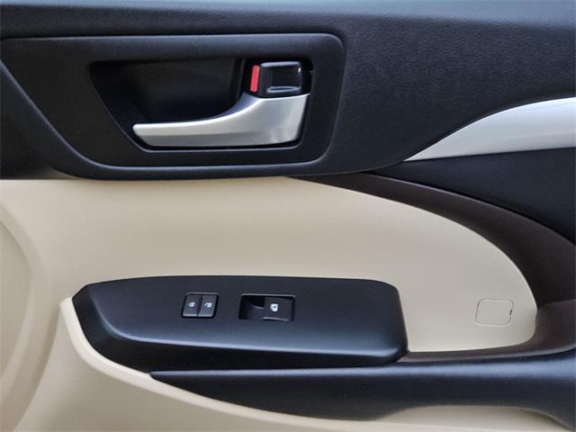 used 2019 Toyota Highlander car, priced at $26,000