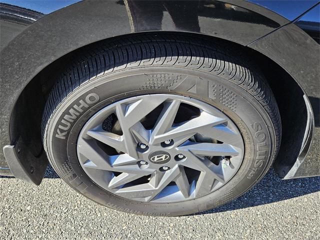 used 2025 Hyundai ELANTRA HEV car, priced at $21,000