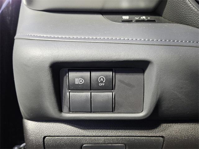 used 2023 Toyota Highlander car, priced at $29,500