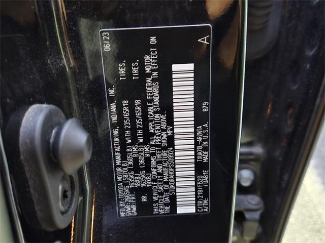 used 2023 Toyota Highlander car, priced at $29,500