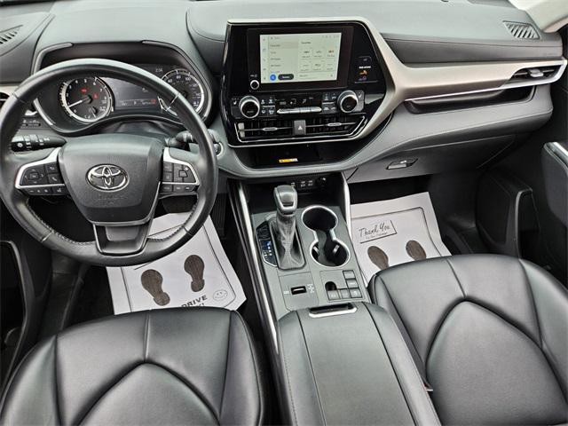 used 2024 Toyota Highlander car, priced at $37,000
