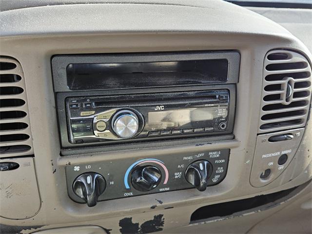 used 2002 Ford F-150 car, priced at $4,000