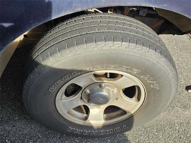 used 2002 Ford F-150 car, priced at $4,000