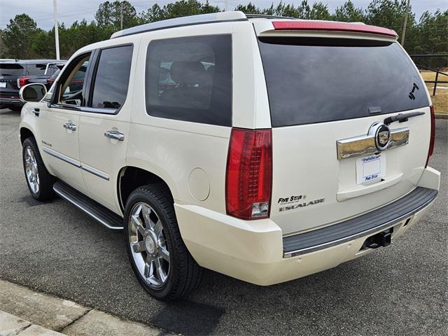 used 2007 Cadillac Escalade car, priced at $6,500