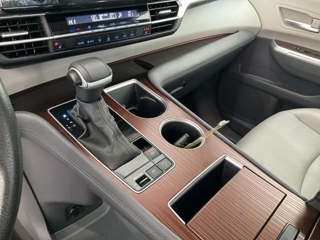 used 2024 Toyota Sienna car, priced at $40,153