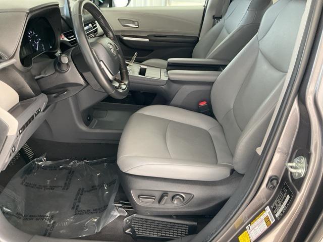 used 2024 Toyota Sienna car, priced at $40,153