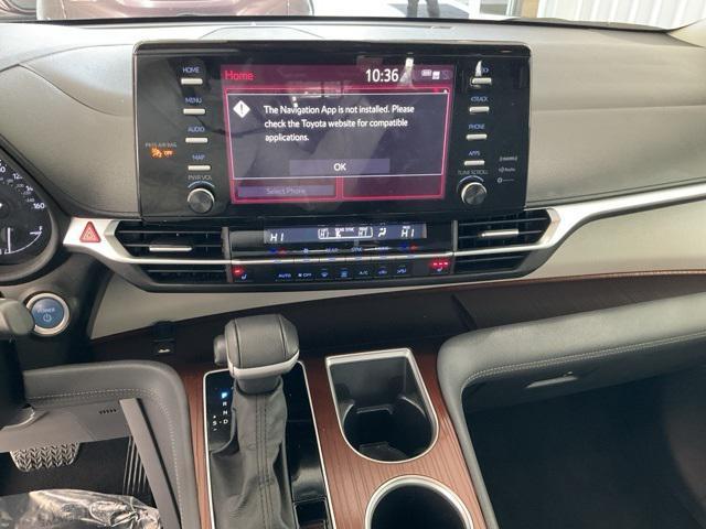 used 2024 Toyota Sienna car, priced at $40,153