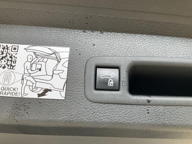 used 2024 Toyota Sienna car, priced at $40,153