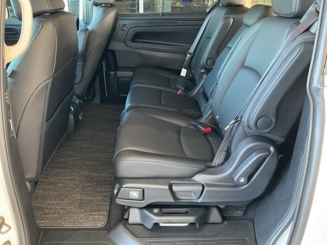 new 2026 Honda Odyssey car, priced at $42,065