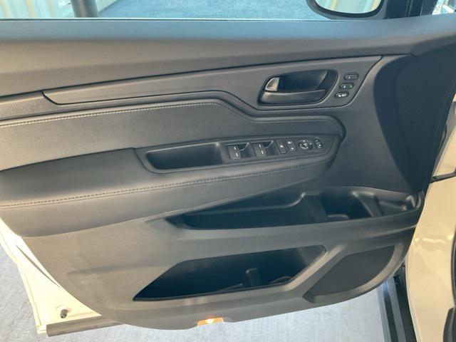 new 2026 Honda Odyssey car, priced at $42,065