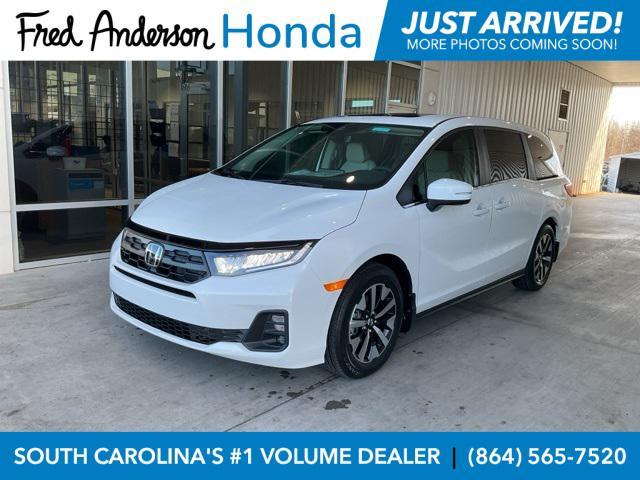 new 2026 Honda Odyssey car, priced at $42,179