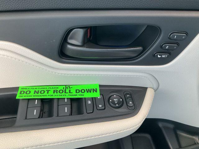 new 2026 Honda Odyssey car, priced at $42,179